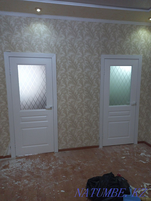 Укладка ЛАМИНАТА, установка дверей врезка ручек и замков, плинтуса и Атырау - изображение 4