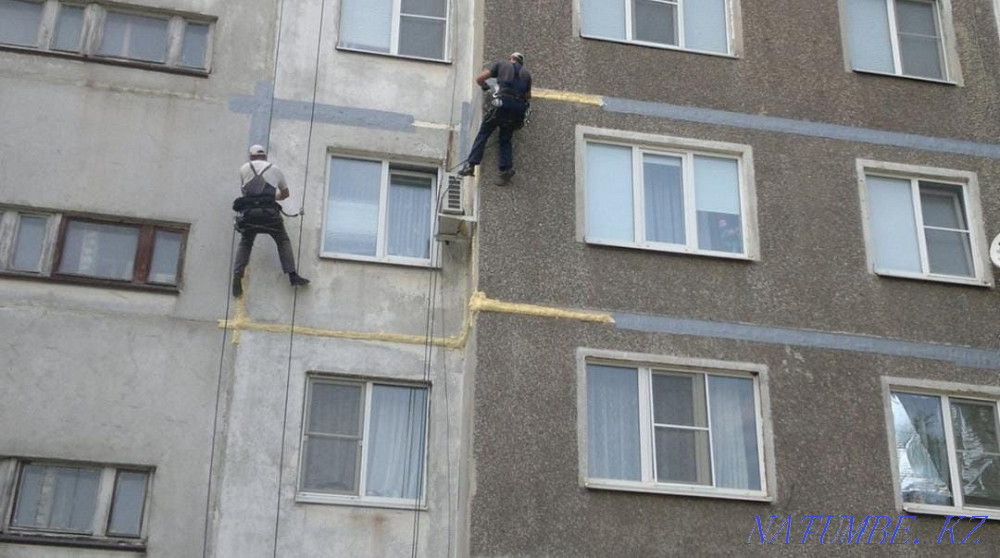 Repair of interpanel seams. high-altitude work. industrial mountaineering Kokshetau - photo 3