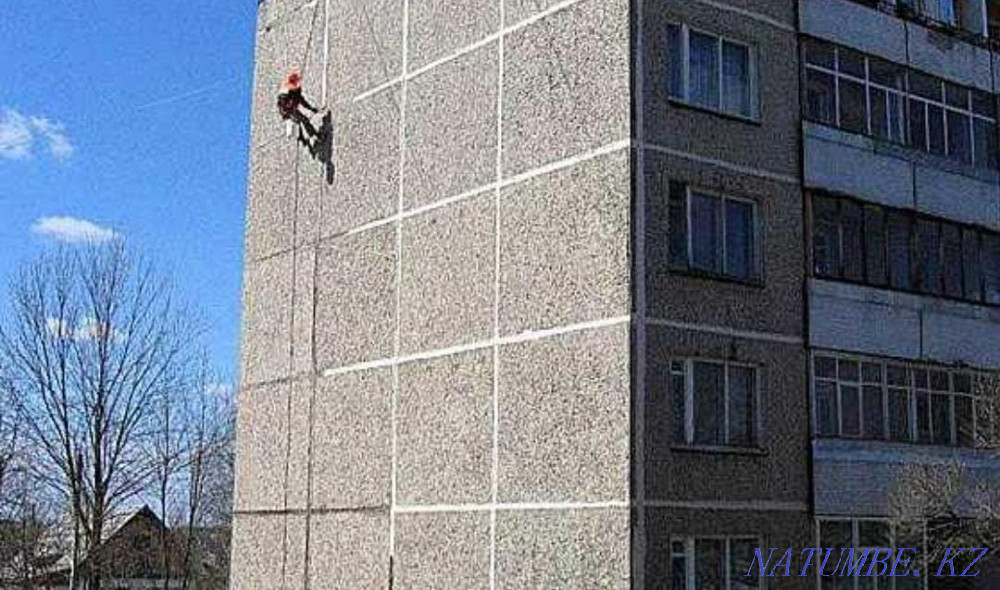 Repair of interpanel seams. high-altitude work. industrial mountaineering Kokshetau - photo 2