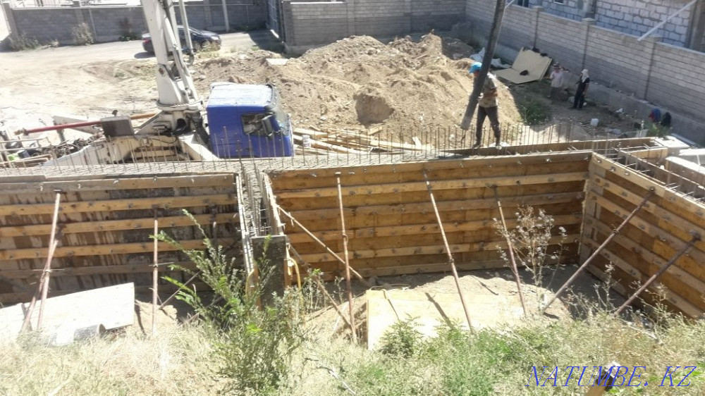 Pouring with formwork foundation monolithic concrete excavation Almaty - photo 4