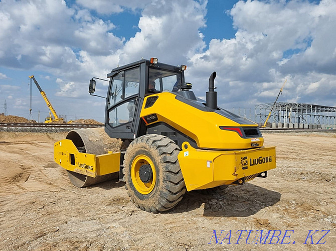 Equipment rental Loader, vibratory roller Karagandy - photo 6