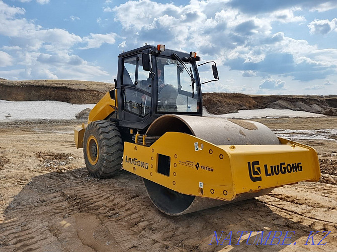 Equipment rental Loader, vibratory roller Karagandy - photo 4