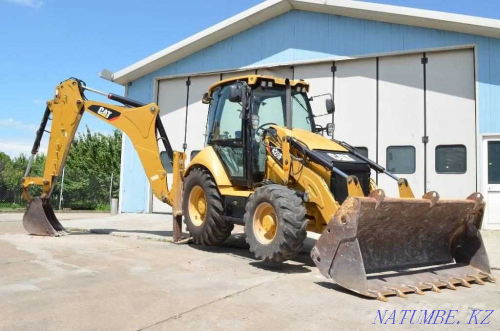 Rent of the Excavator of a loader of service hydra of a hammer ladle 40, 60, 80 is Ust-Kamenogorsk - photo 1