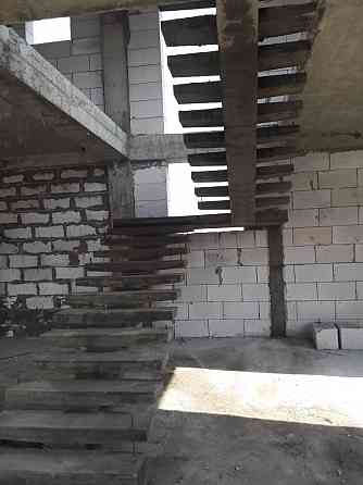 Монолитные лестницы, любого дизайна и сложности 