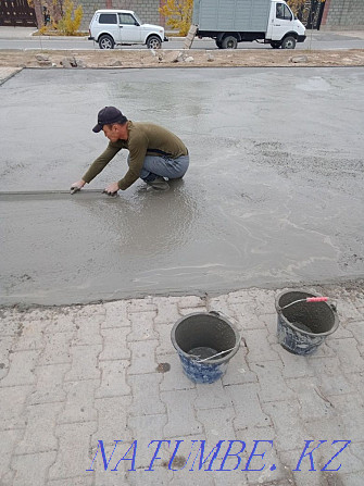 Leveling floors pouring self-leveling floor screed, plaster putty Shymkent - photo 1