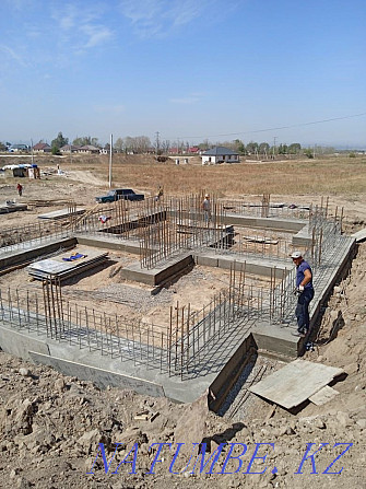 Bays foundation concrete team of builders with their formwork pouring Almaty - photo 7