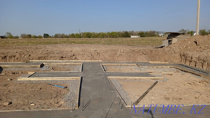 Bays foundation concrete team of builders with their formwork pouring Almaty - photo 2