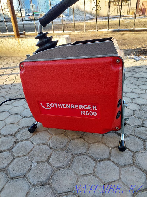 Plumber cleaning sewer pipes removing fences of any complexity Atyrau - photo 1