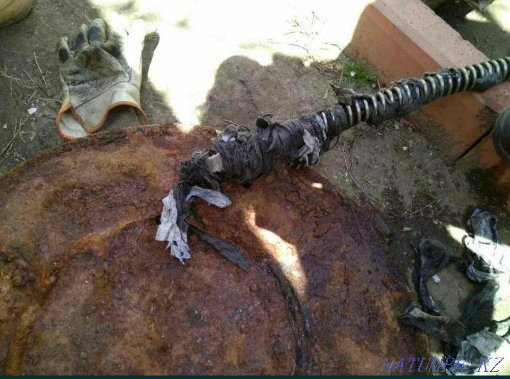 Sewer cleaning machine Cleaning pipes Cleaning blockage Plumber Shymkent - photo 4