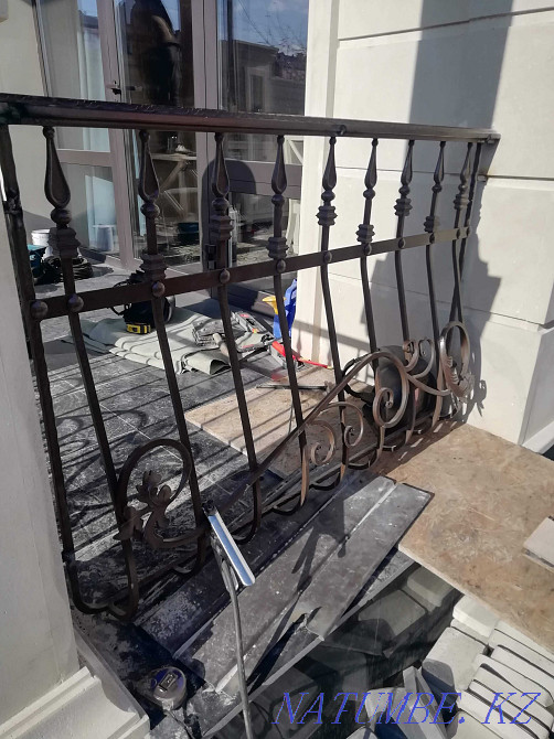 Қоршаулар, қақпалар, торлар, ашық аспан астындағы торлар, шыңдар, дүкендер, шатырлар  Қарағанды - изображение 2