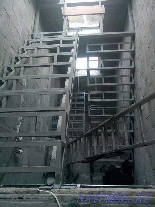 Баспалдақтар, қоршаулар, қақпалар, шатырлар, құстар, торлар  - изображение 3