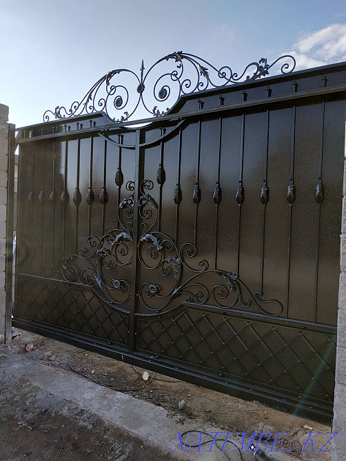 Соғылған темір қақпалар, торлар, қоршаулар, қоршаулар және т.б.  Қарағанды - изображение 1