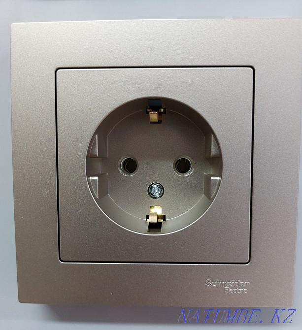 Sockets and switches Schneider, Klaus, Belorusskie, Dawn. Spotlights GX53 Kokshetau - photo 5