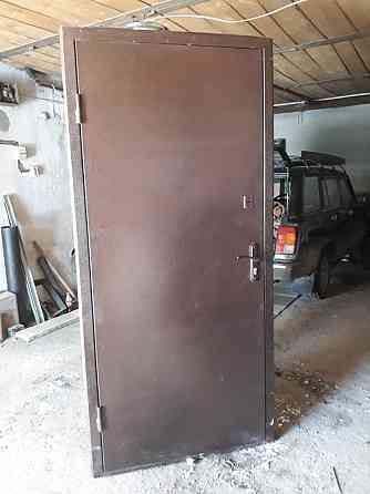 Металлические двери решетки гаражные ворота и многое другое из металла  Өскемен