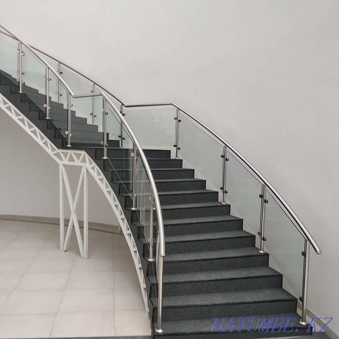 Stainless steel railing with knee glass and simple three-line! Astana - photo 3