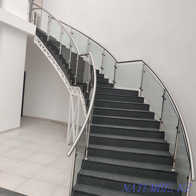 Stainless steel railing with knee glass and simple three-line! Astana - photo 8