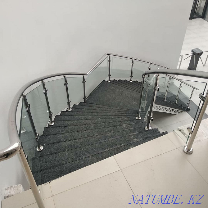 Stainless steel railing with knee glass and simple three-line! Astana - photo 6