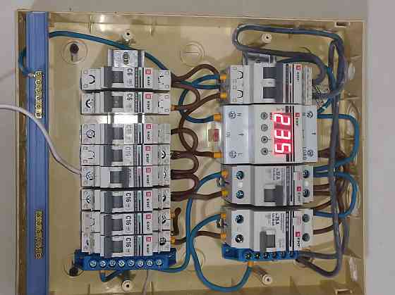 услуги профессионального электрика в Риддере 