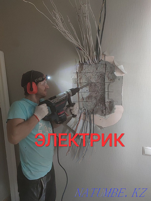 Electrician services in Pavlodar. An experience. Work guarantee. Call, exit. Pavlodar - photo 1