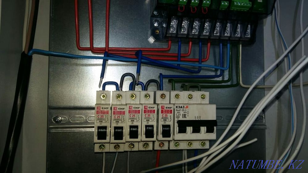 The electrician is on a call. Local . working. call Pavlodar - photo 1