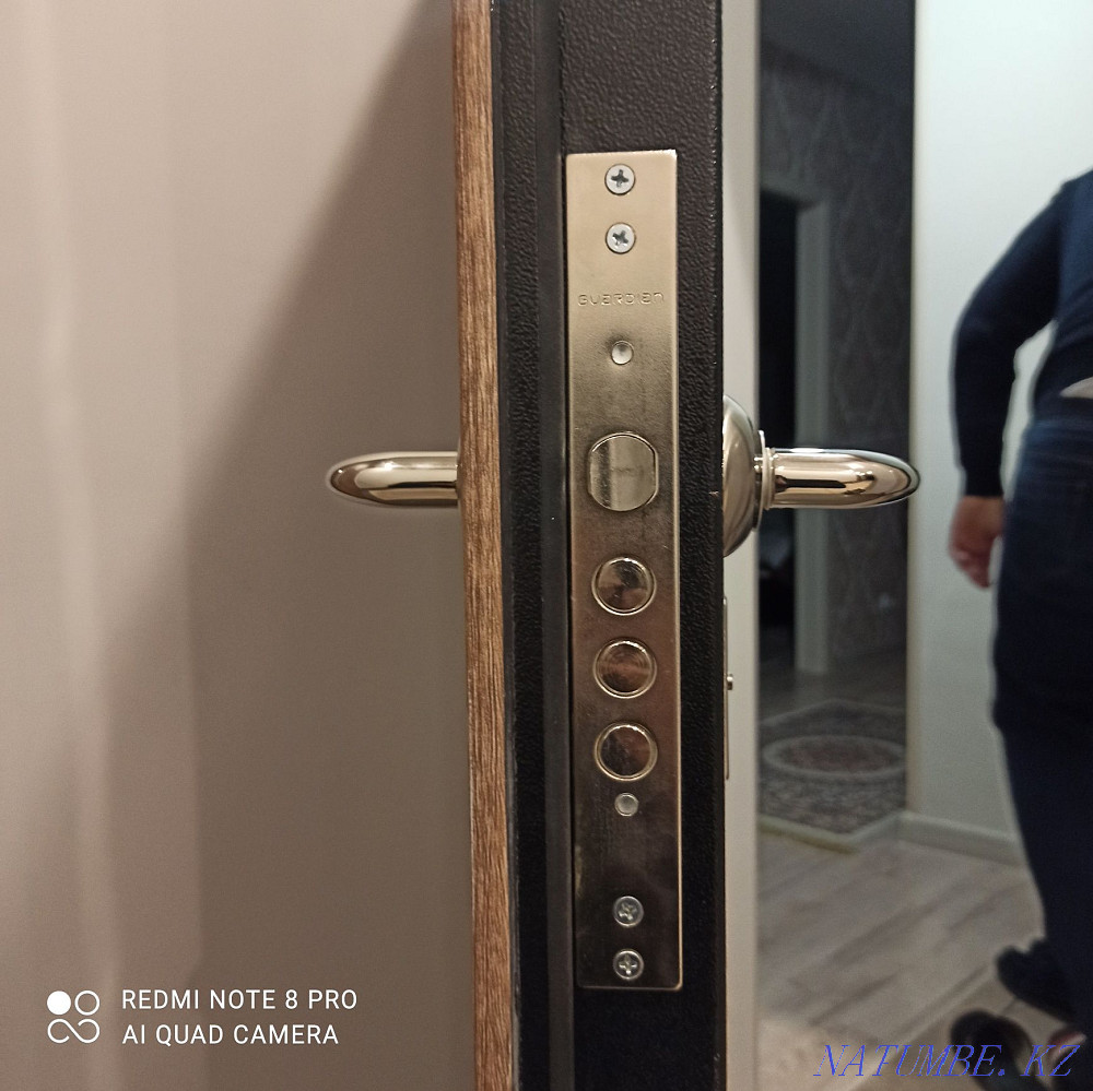 Replacing the core Replacing the lock Installing the lock Repairing the handles Opening Astana - photo 5