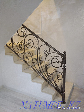 wrought iron railings  - photo 3
