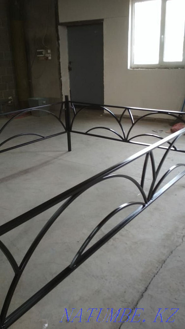 Оградки, кресты, надгробия, скамейки, столы на кладбище Петропавловск - изображение 5