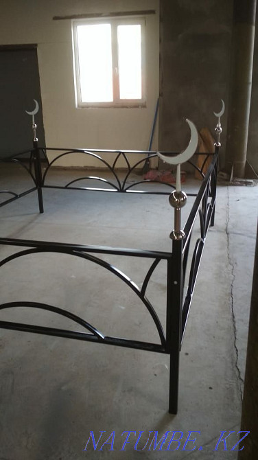 Оградки, кресты, надгробия, скамейки, столы на кладбище Петропавловск - изображение 4