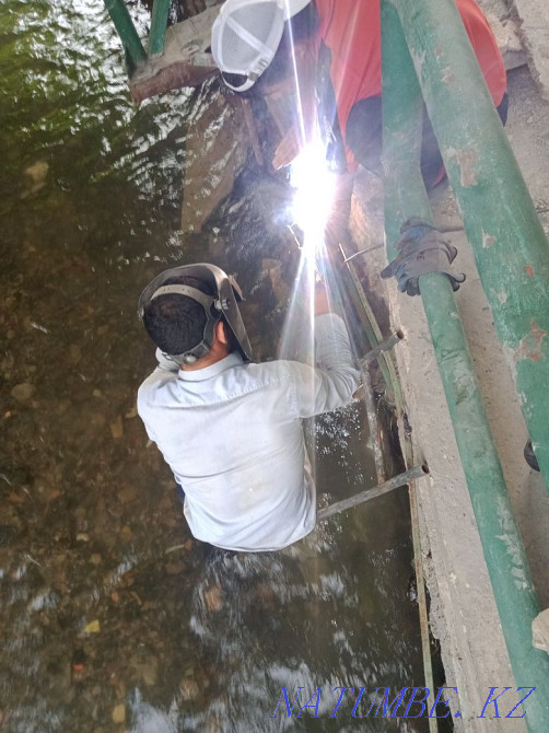 дәнекерлеу қызметтері сөрелер сөрелер рамалары дүкен құс үйі қалқа баспалдақтар Шымкент - изображение 1