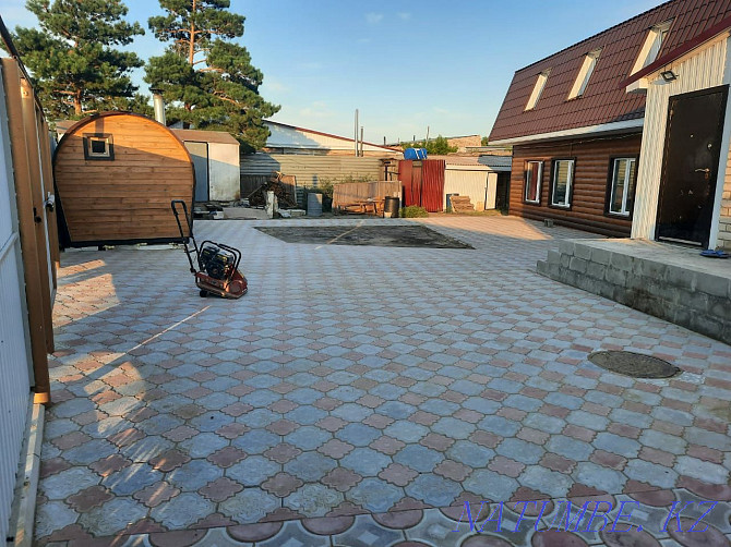 Paving stone laying, curb installation Kostanay - photo 1