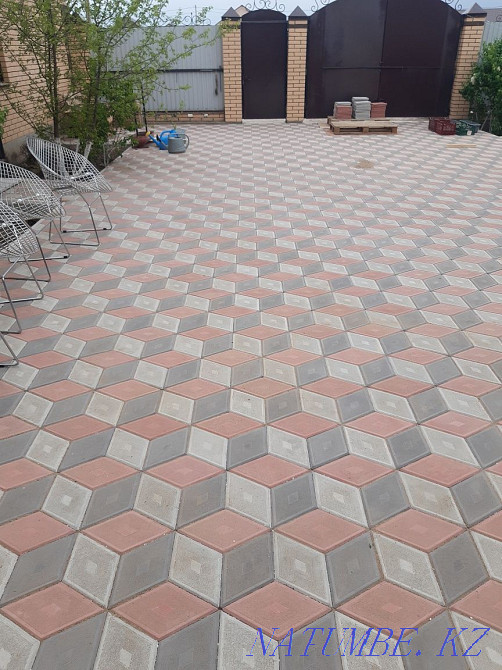 Laying paving stones borders curbs slabs with high quality Oral - photo 2