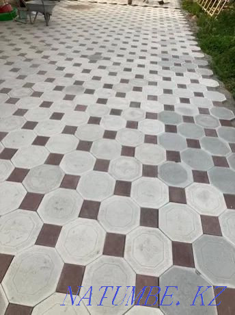 Laying of paving slabs, paving stones, installation of curbs Qaskeleng - photo 2