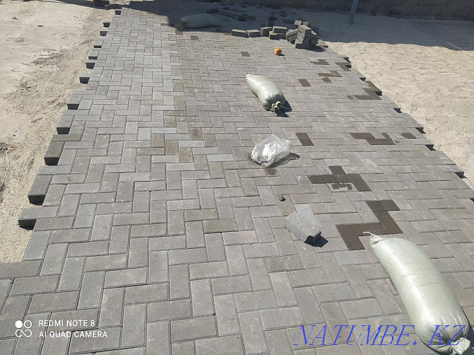 Laying tiles and paving stones price is negotiable Qaskeleng - photo 4