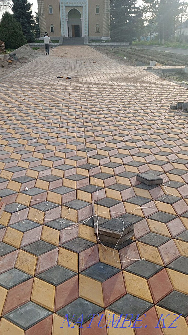 Laying paving stones 1500 t and 1999 Almaty - photo 2