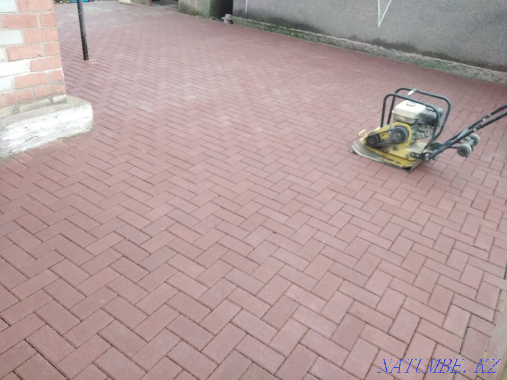 Укладка тротуарной плитки и брусчатки Уральск - изображение 7