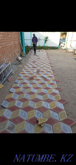Laying paving stones, installation of borders, curbs. Oral - photo 1