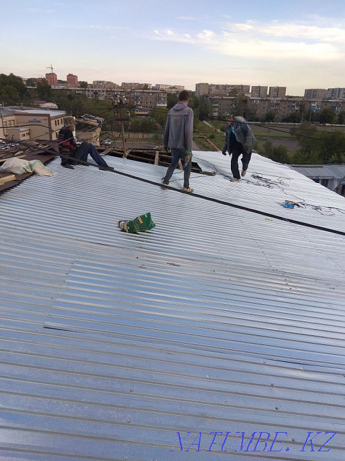 Roof repair. Roofing. Roof. Replacing slate with a profiled sheet. Karagandy - photo 5