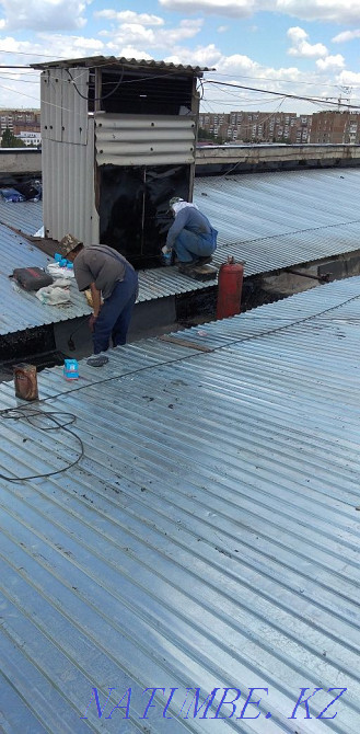 Roof repair. Roofing. Roof. Replacing slate with a profiled sheet. Karagandy - photo 4