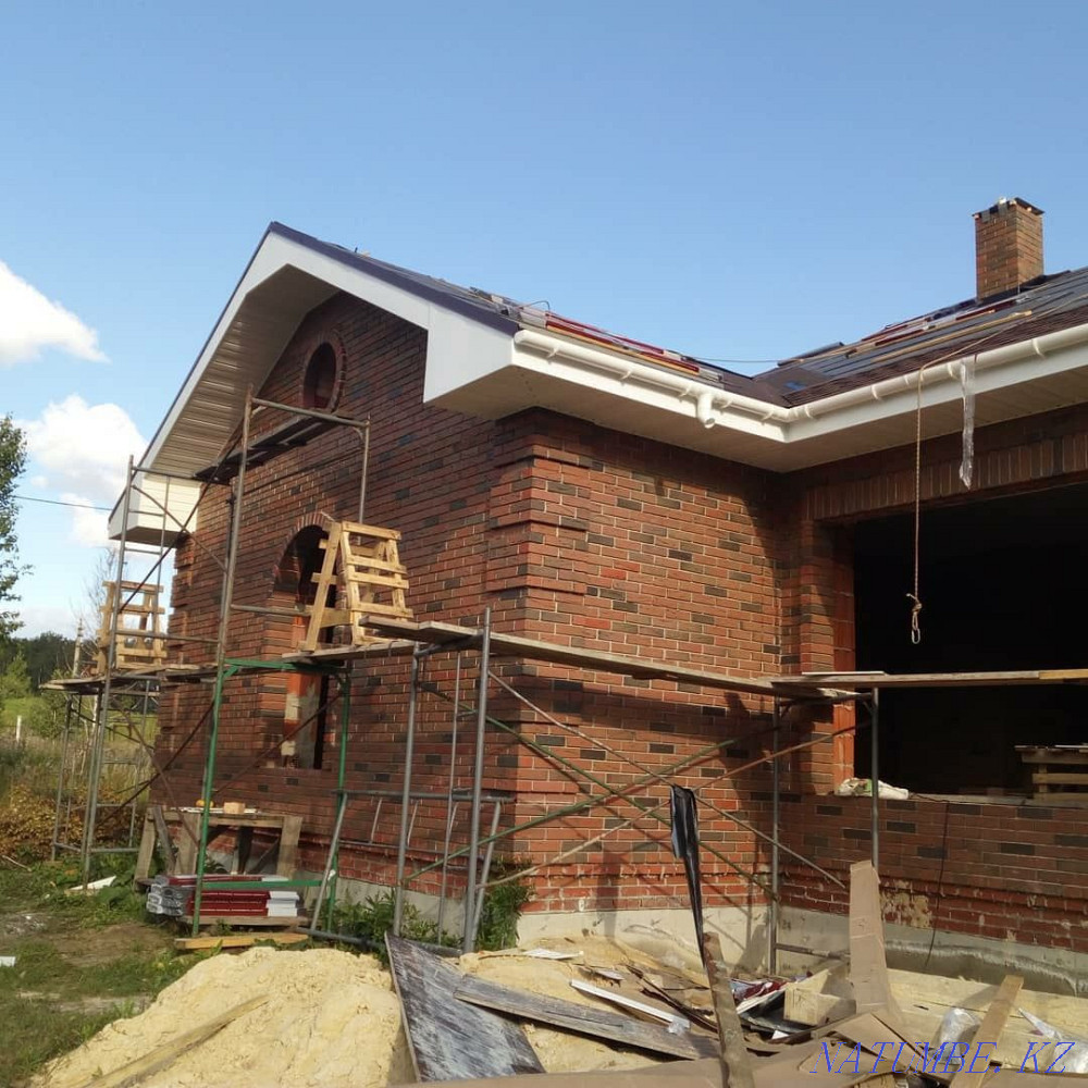 Roofing specialists Astana Astana - photo 1