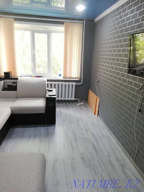 Настил линолеума, укладка ламината, установка плинтусов Костанай - изображение 4