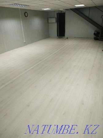 Linoleum flooring, laminate. Installation of skirting boards Pavlodar - photo 6