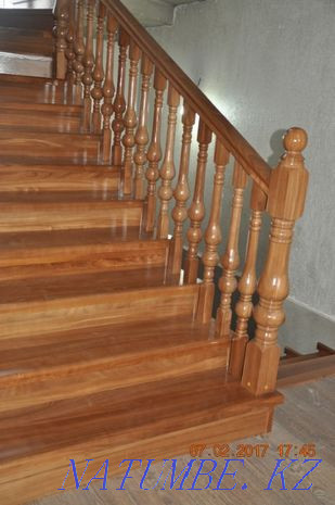 ЛЕСТНИЦА из дерево( дуб, карагач, орех,сосна)на заказ, каркас из метал Каскелен - изображение 1