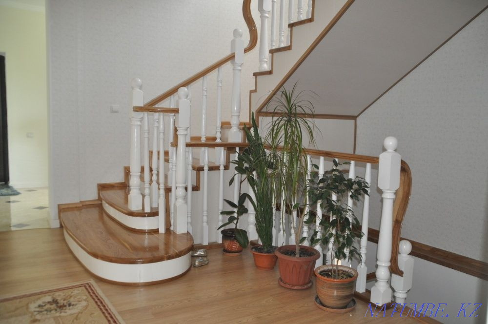 LADDER made of wood (oak, elm, walnut, pine) metal frame Almaty - photo 1