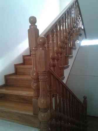 Лестницы на заказ из ценных пород древесины. Каркас из металла. Almaty