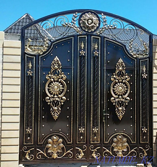 Gate painting.  - photo 2