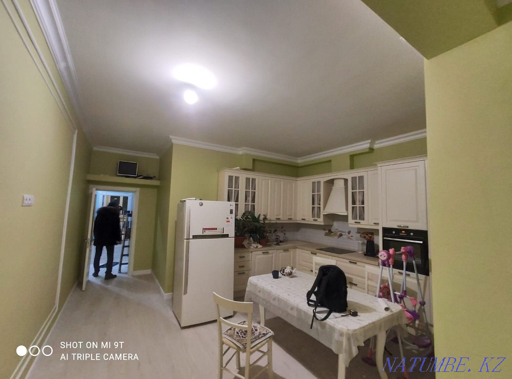 Painting walls whitewashing ceilings Levkas gluing wallpaper apartment renovation Astana - photo 3