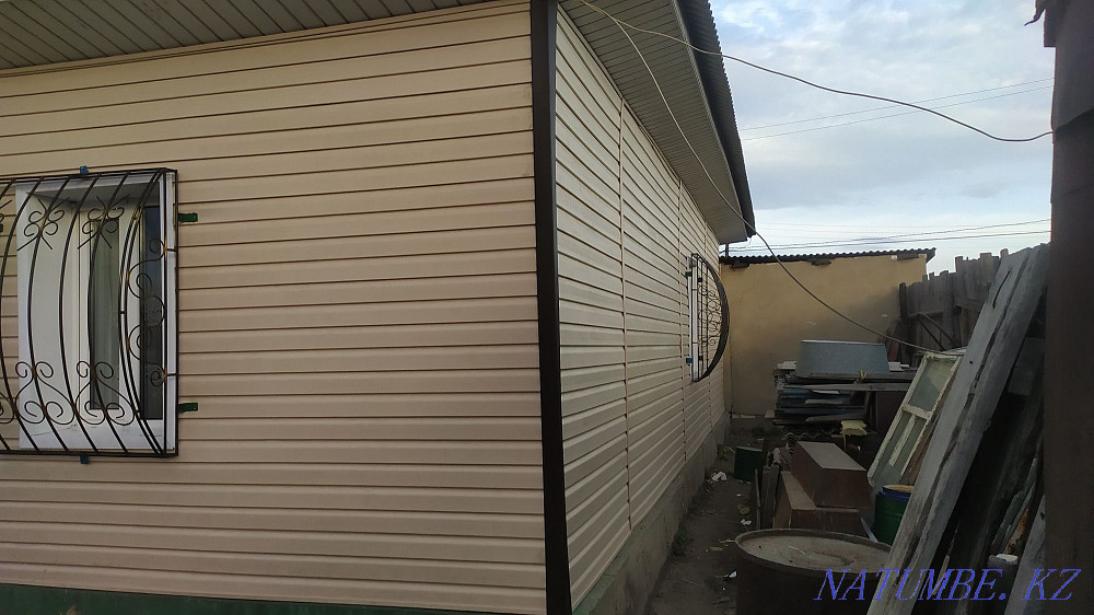 Установка сайдинга, откосов, металлические решётки Семей - изображение 8