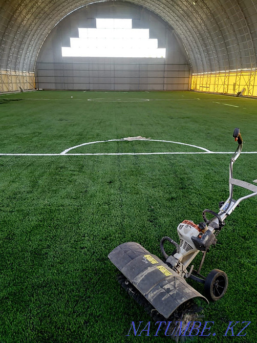Installation of artificial turf Turkestan - photo 7