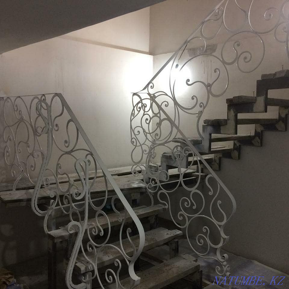 Metal frame.Stairs.Railing.lattices.gates.canopies.enclosures  - photo 2