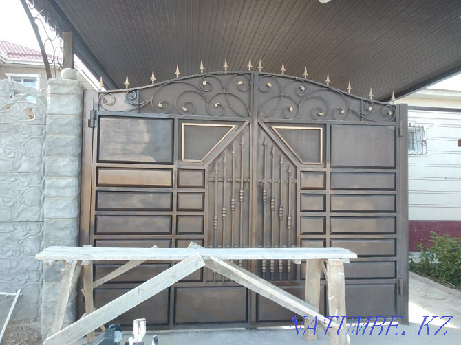 Gate painting.  - photo 3